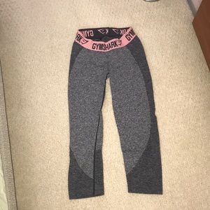 Cropped Flex Legging (pink/gray)